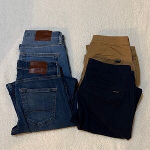 Hollister Men's Denim and Khaki Jeans lot 28x30.